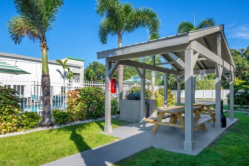 Гостиница Quality Inn Bradenton Sarasota North в Сарасоте