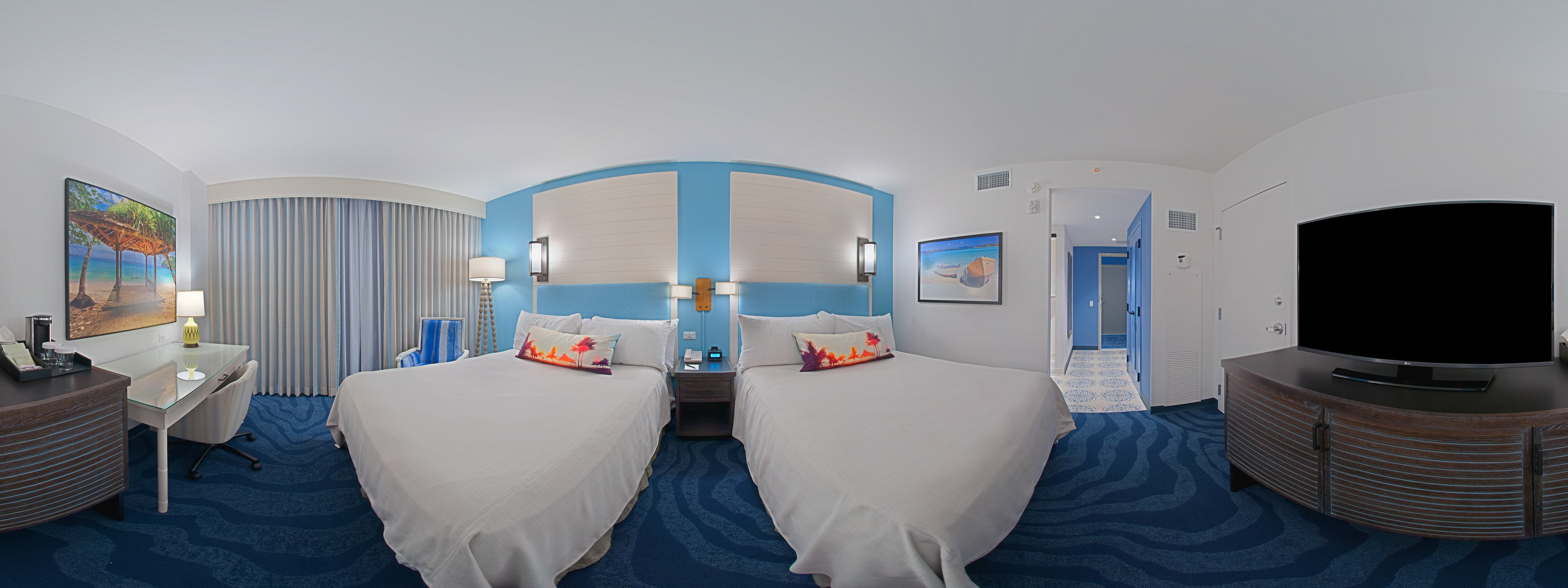 Фото Universal's Loews Sapphire Falls Resort