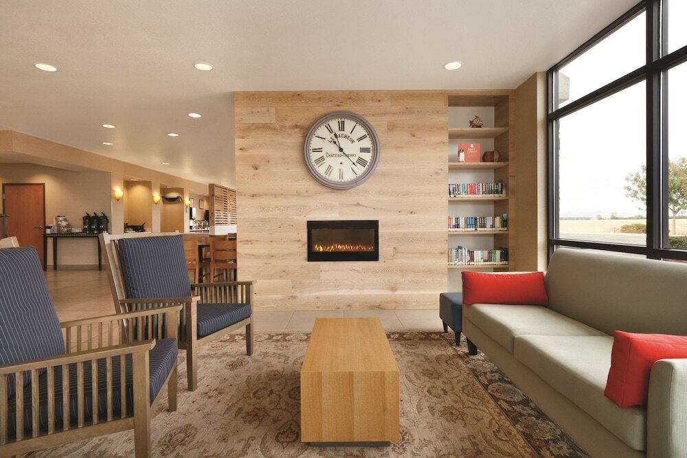 Фото Country Inn & Suites by Radisson, Dixon, Ca - Uc Davis Area