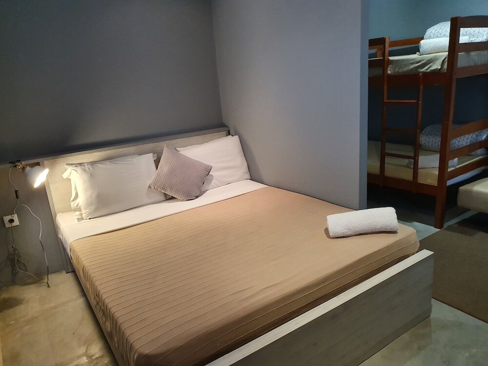 Фото Liv Inn Guest House