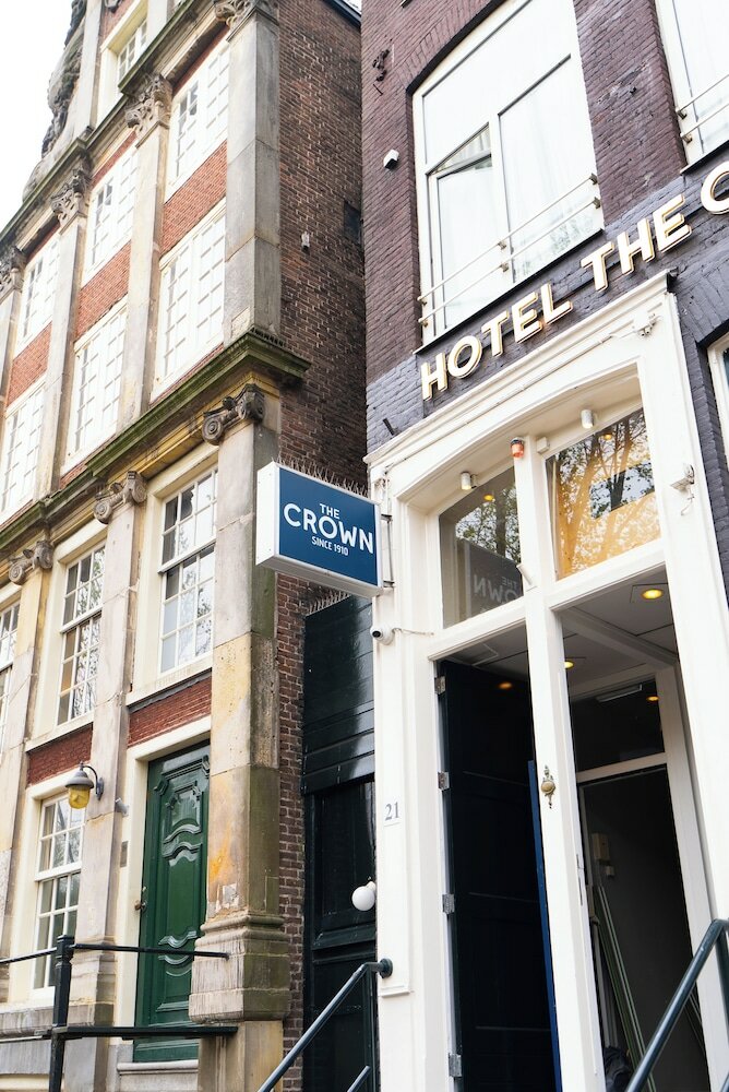 Фото Hotel Crown