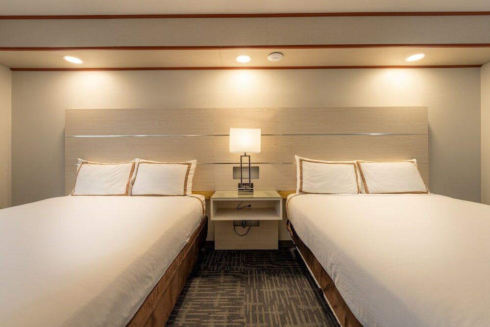 Фото Quality Inn Sunshine Suites