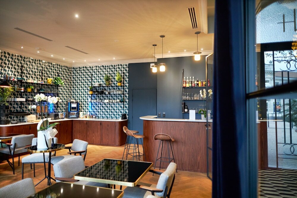 Фото Hôtel Victoria