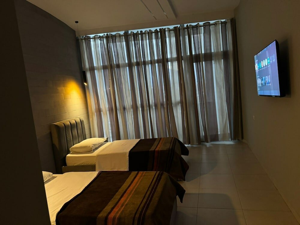 Фото Gjuta Hotel