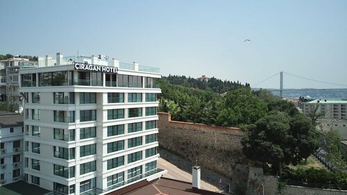 Гостиница Çırağan Hotel Bosphorus в Ускюдаре