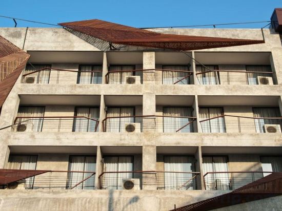 Фото The Now Hotel