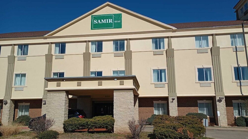 Фото Comfort Inn at Northwest Expressway