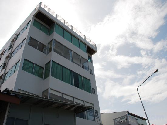 Фото Prachuap Beach Hotel