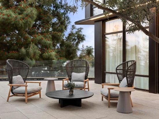 Фото Tetra Hotel, Autograph Collection