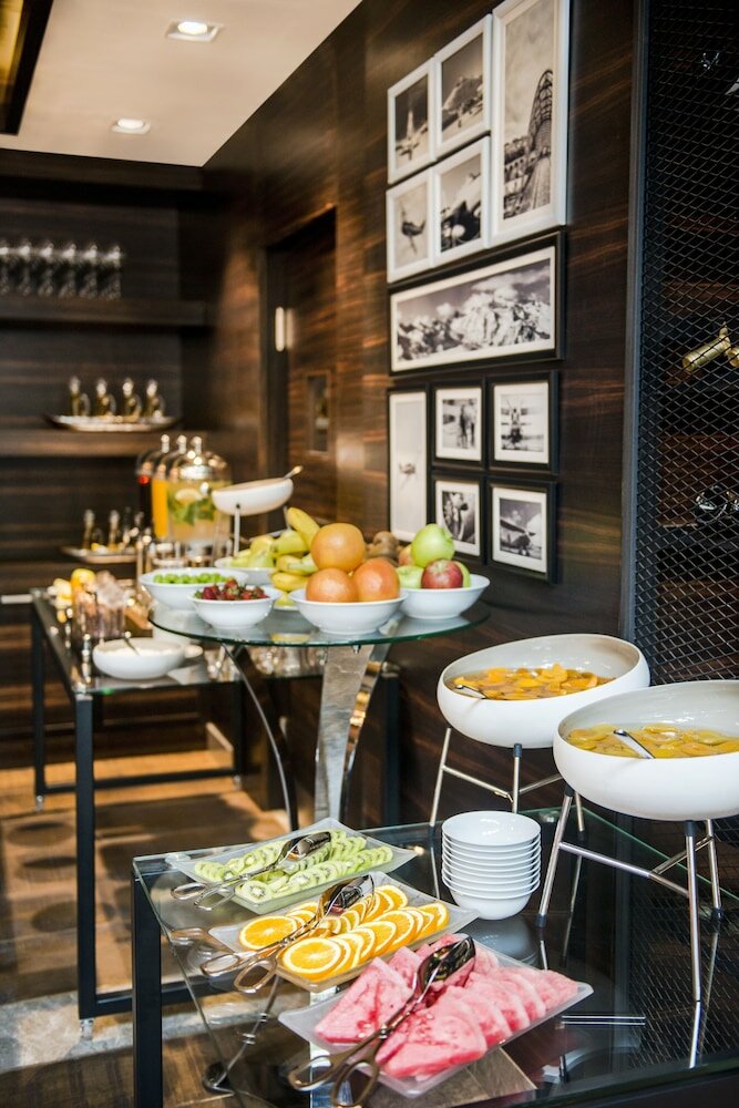 Фото Tbilisi Saburtalo Hotel by Mercure