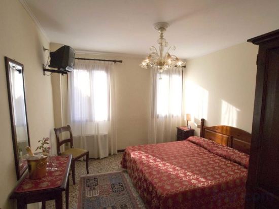 Фото Hotel Tivoli Venice