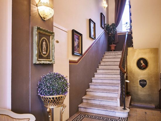 Фото Villa Tower Inn