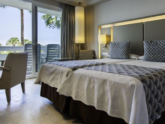 Фото Spring Hotel Vulcano