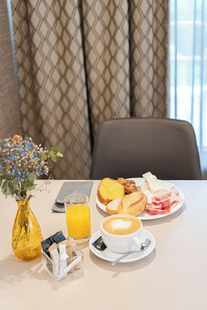 Фото Hotel Avenida