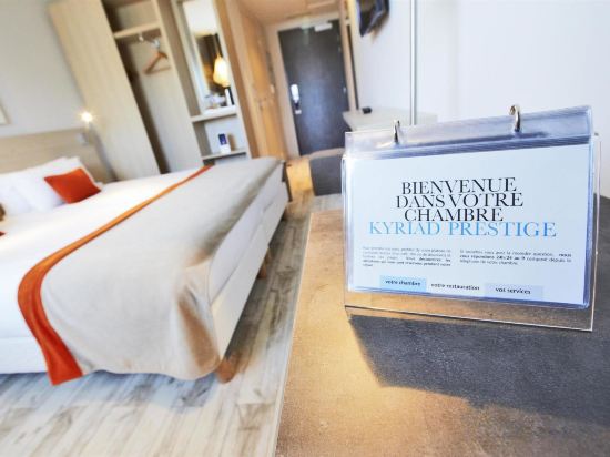 Фото Kyriad Prestige Vannes Centre - Palais des Arts