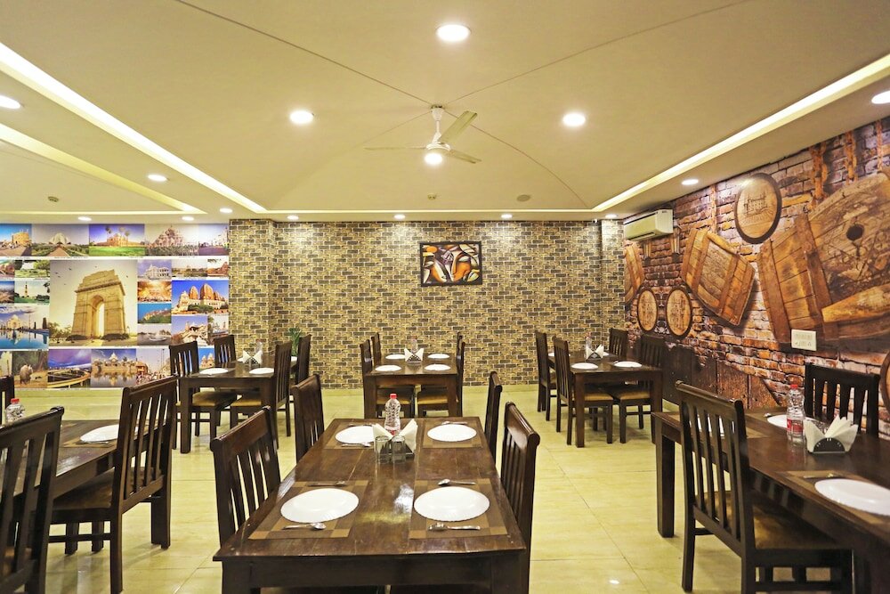Фото Hotel D'Capitol Delhi Airport