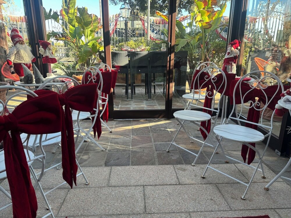 Фото Euro House Inn Airport Hotel & Residence