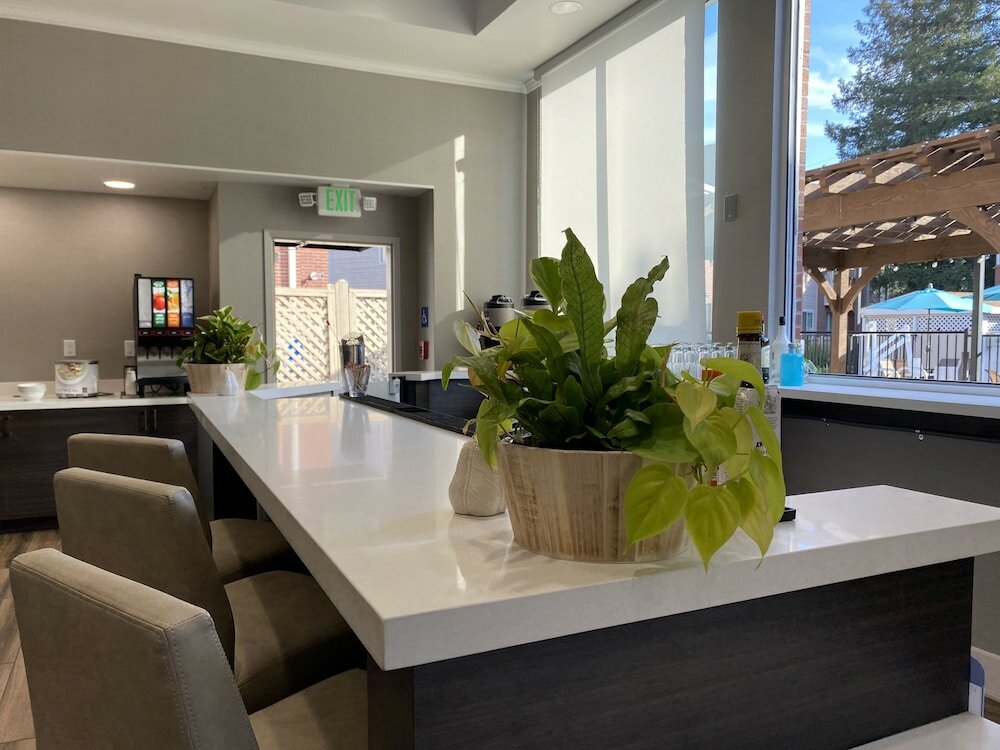 Фото Residence Inn by Marriott Sacramento Airport Natomas