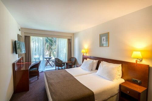Гостиница Iberostar Waves Bellevue в Черногории
