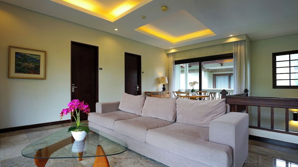 Фото Grand Whiz Hotel Nusa Dua Bali