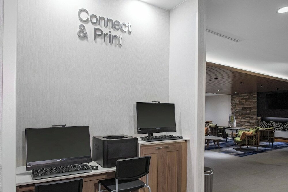 Фото Fairfield Inn & Suites by Marriott Indianapolis Greenfield