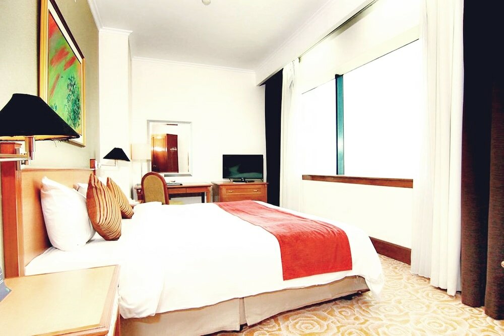 Фото Menara Peninsula Hotel Jakarta