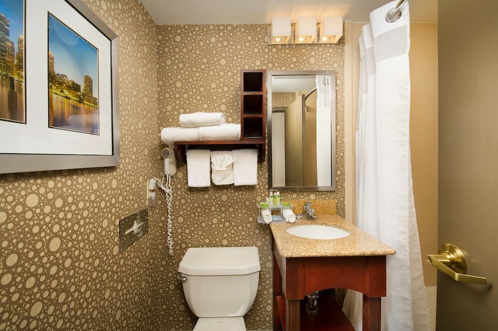 Фото Holiday Inn Express Boston North Woburn by Ihg