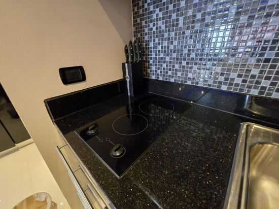 Фото Absolute Bangla Suites