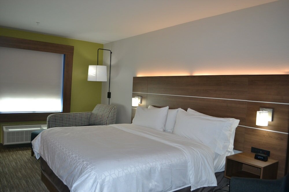 Фото Holiday Inn Express Tallahassee University Central, an Ihg Hotel