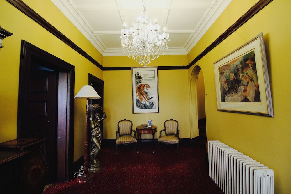 Фото The Manse