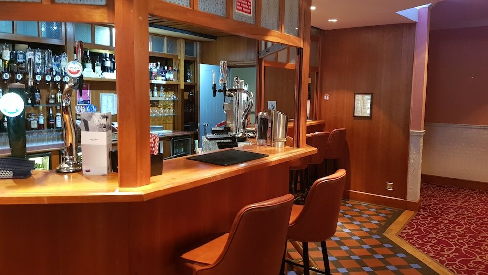 Фото Mercure Wigan Oak Hotel