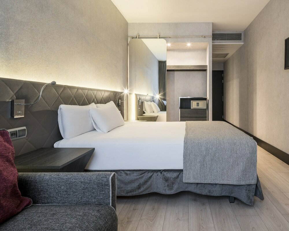 Фото Hotel Ilunion Bel Art