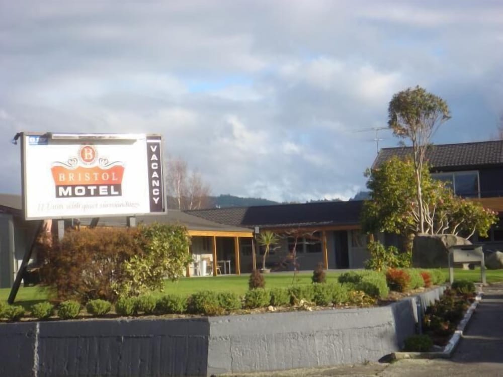 Фото Bristol Motel