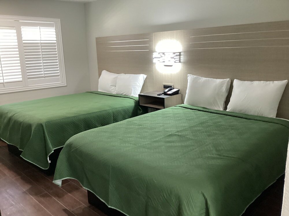 Фото Mayfair Inn