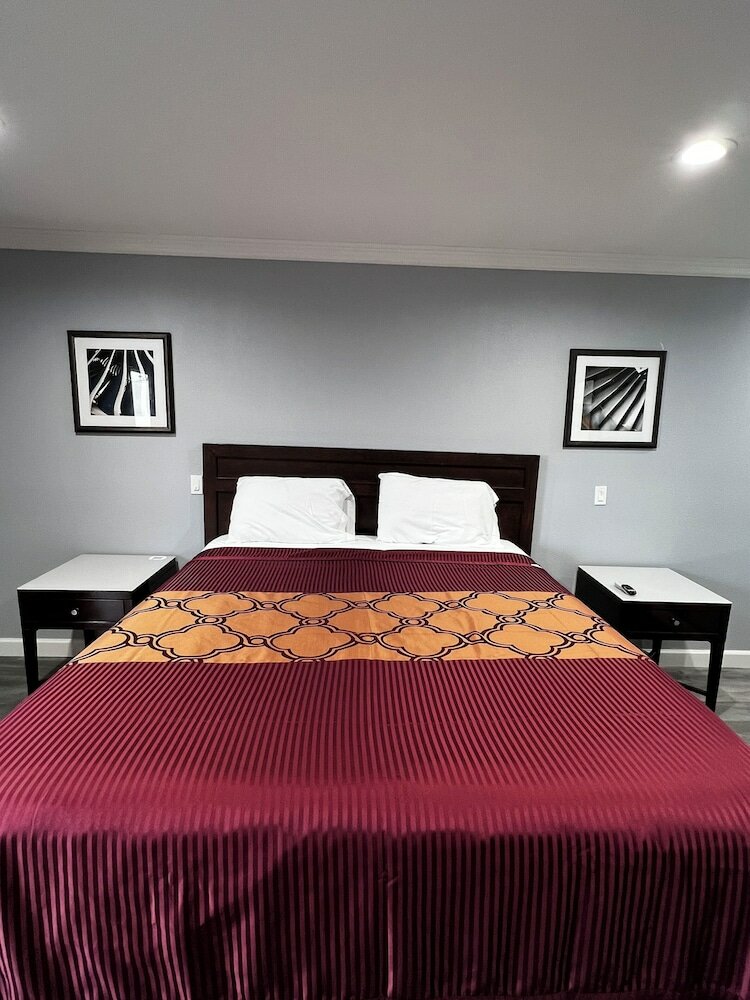 Фото Aqua Inn Motel