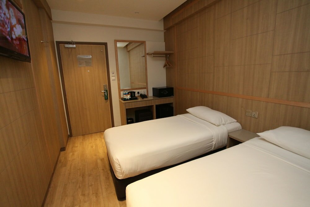 Фото Hotel 81 Premier Star