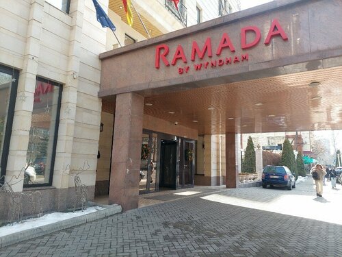 Внешний вид отеля Ramada by Wyndham Bishkek Centre в Бишкеке, фото 1