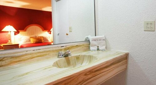 Гостиница Azteca de Oro Mexicali в Мехикали