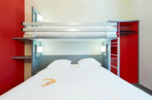 Внешний вид отеля Première Classe Lyon Est - Saint-Priest Eurexpo в Сен-Приесте, фото 4