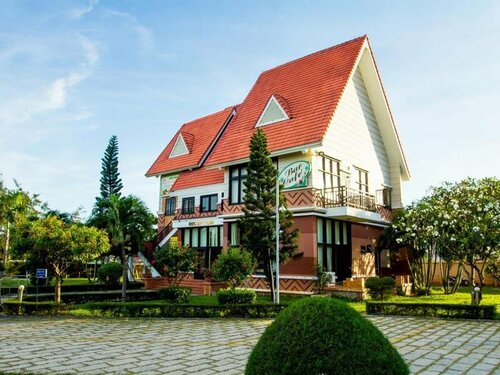 Гостиница Lotus Vung Tau Resort в Вунгтау