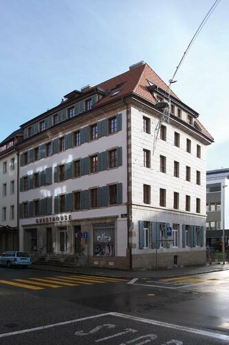 Гостиница Guesthouse Le Locle в Кантоне Невшатель