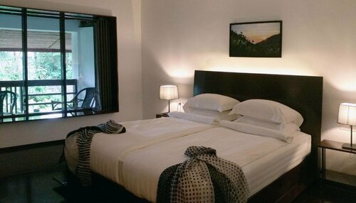 Гостиница The Mandolis Hotel в Тавое