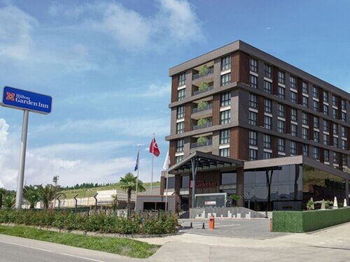 Гостиница Hilton Garden Inn Yalova в Алтынове