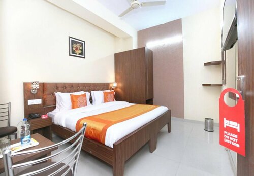 Oyo 10891 Hotel Starwood