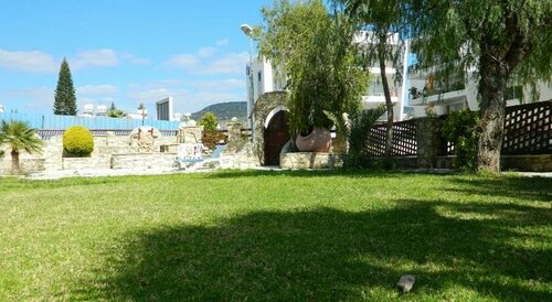 Гостиница Moniatis Hotel на Кипре