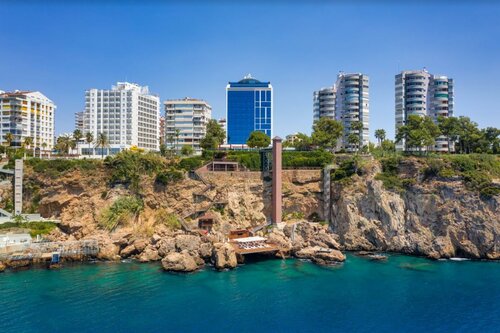 Гостиница Delta Hotels by Marriott Antalya Lara в Анталье