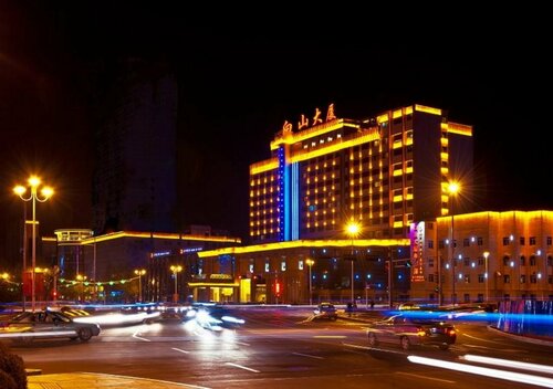 Гостиница Baishan Hotel в Гирине