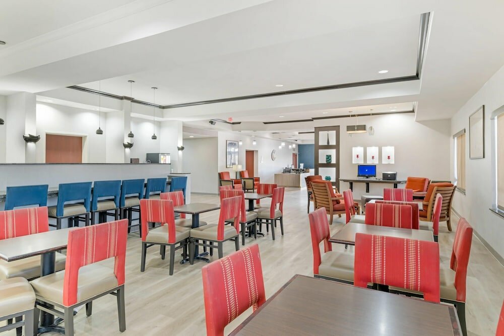 Фото Comfort Suites Pecos