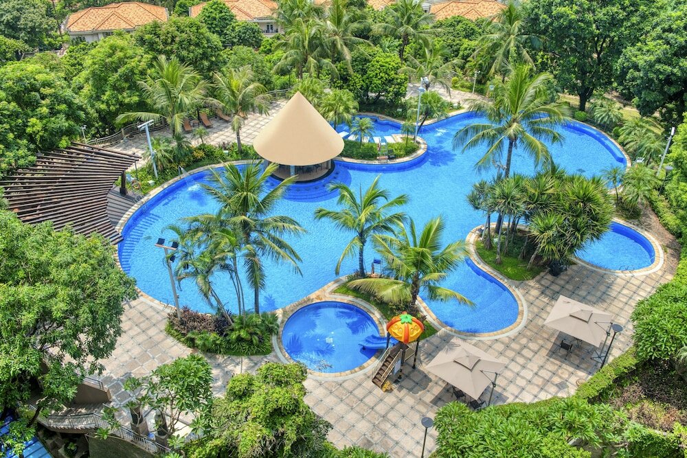 Фото Royal Garden Hotel