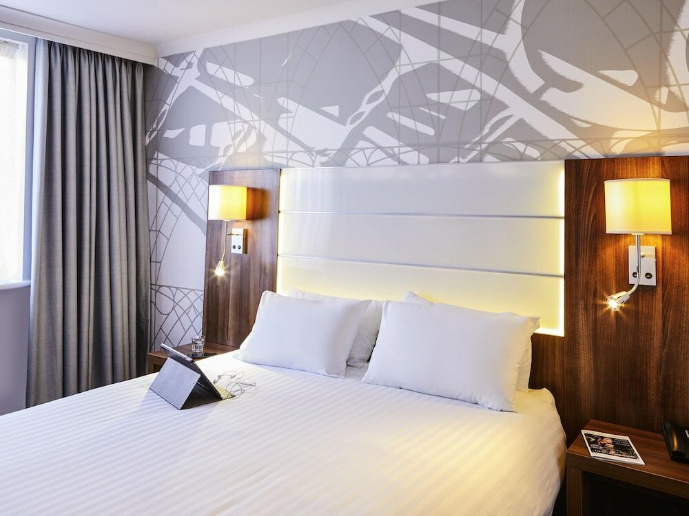 Фото Mercure Telford Centre Hotel
